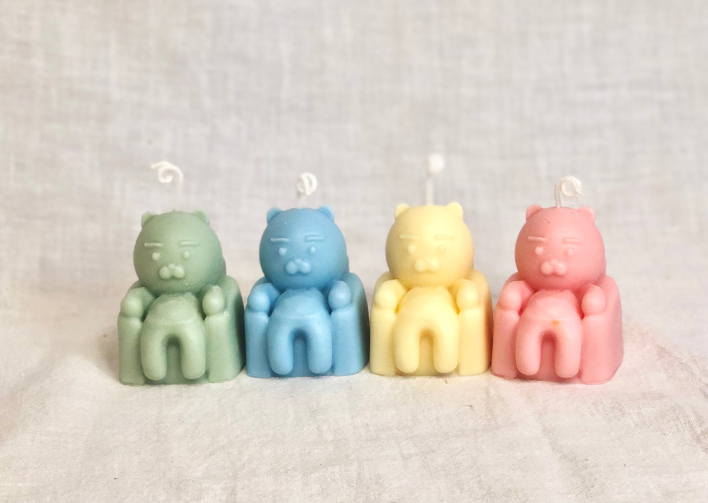 Sofa Bear Candle