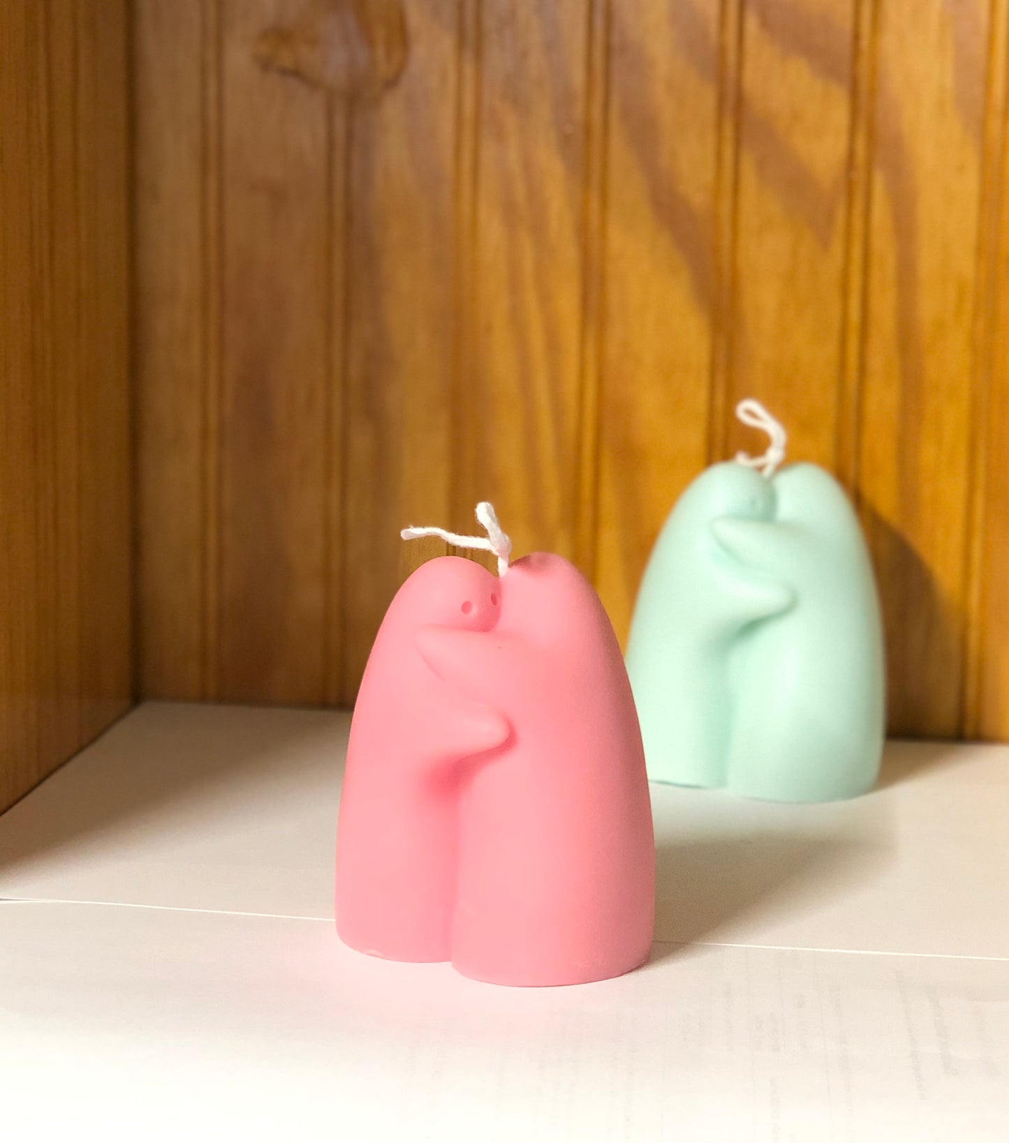 Hugging Ghost Candle