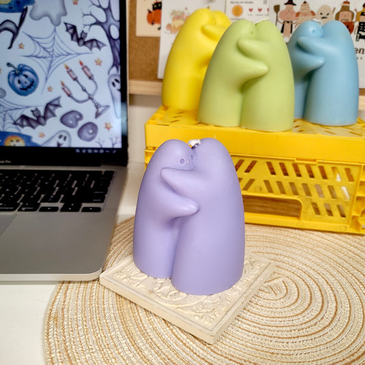 Hugging Ghost Candle